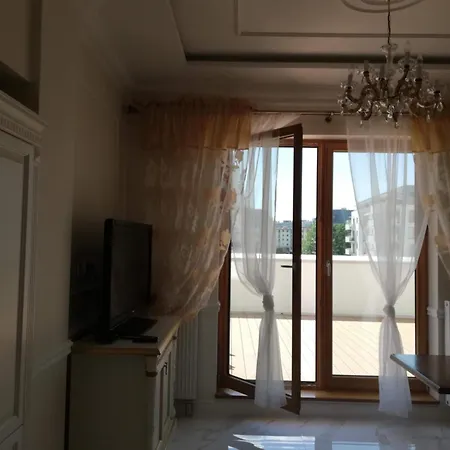 Apartment Platan Tower *
